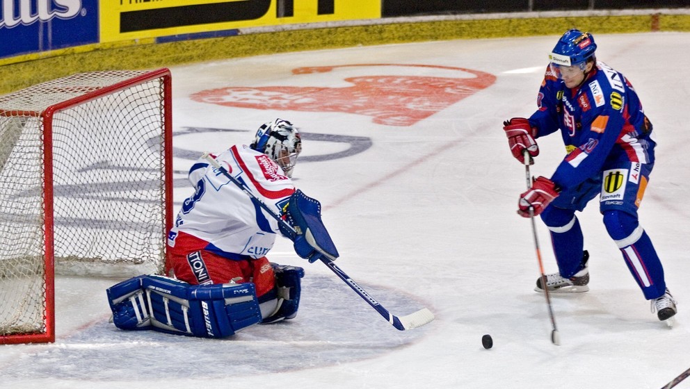 Peter Húževka v drese slovenskej hokejovej reprezentácie.