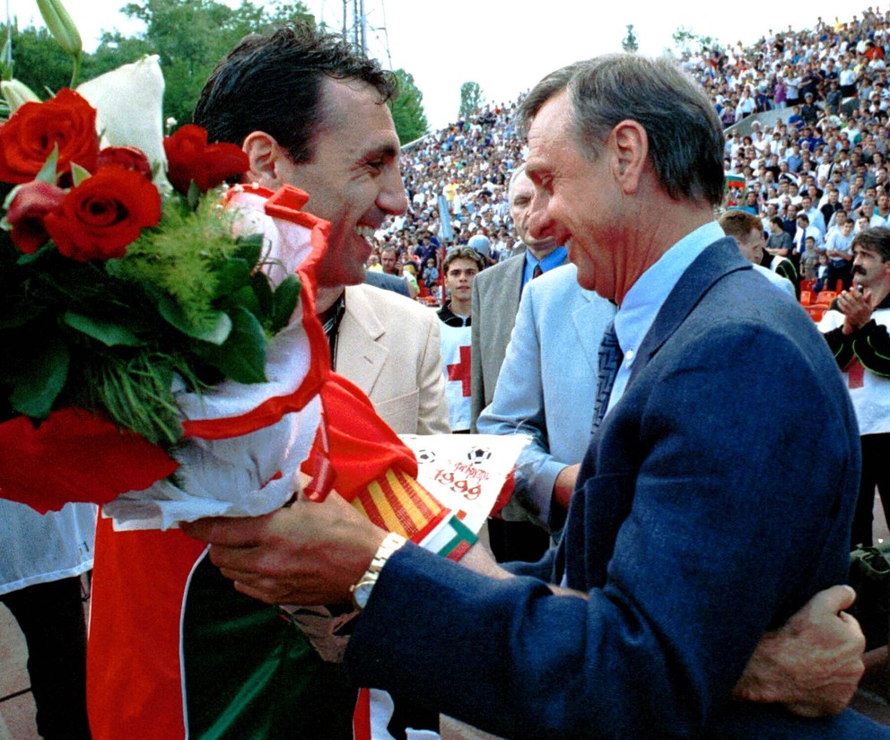 Johan Cruyff (vpravo) a Christo Stoičkov.