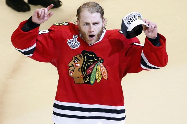 V polovici júna 2015 vyhral Kane už svoj tretí Stanley Cup.