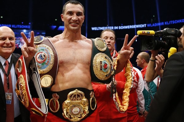 Vladimir Kličko je majstrom sveta v superťažkej hmotnosti štyroch rôznych boxerských federácií - IBF, IBO, WBO a WBA