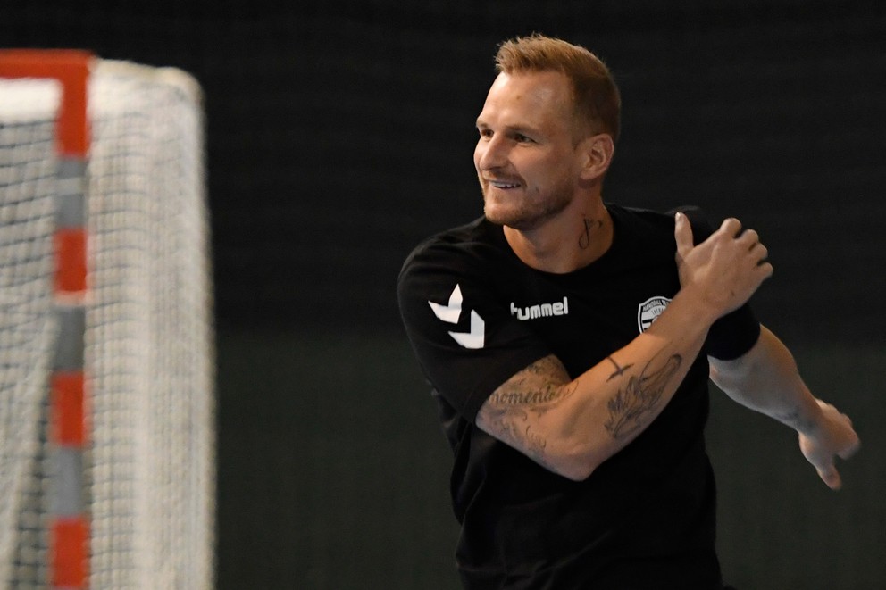 Výraznou oporou tímu by sa mal stať Martin Straňovský. 