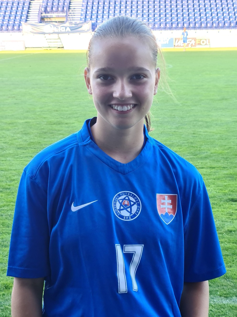 Mladá Košičanka v drese národného tímu.