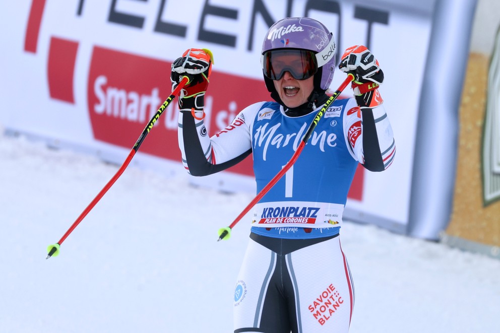 Francúzka Tessa Worleyová po druhom kole obrovského slalomu v Kronplatzi. 