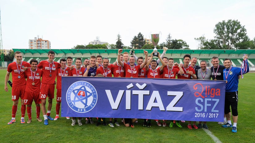 Majoroš (tretí sprava) priviedol FC VSS Košice v sezóne 2016/17 k víťazstvu v druhej lige. 