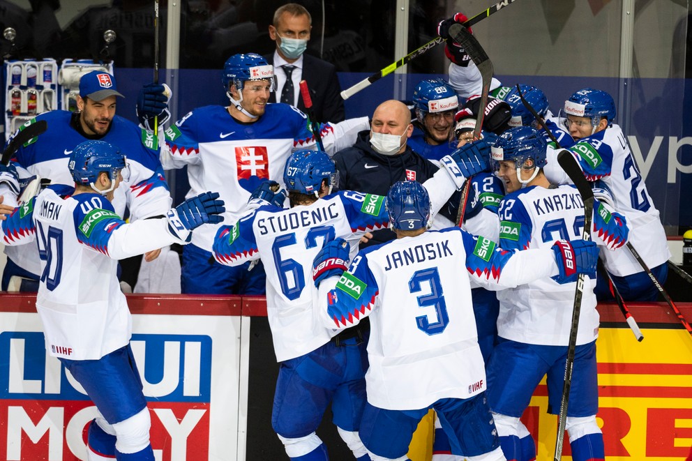 Marián Studenič nedohral zápas Slovensko - Rusko na MS v hokeji 2021. Takto sa tešil z prvého gólu Slovenska.