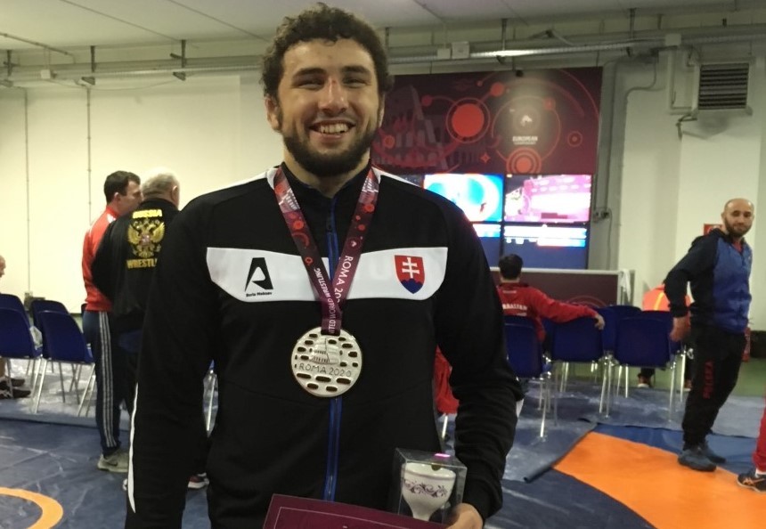 Vlani získal Makojev bronzovú medailu na majstrovstvách Európy v Ríme.