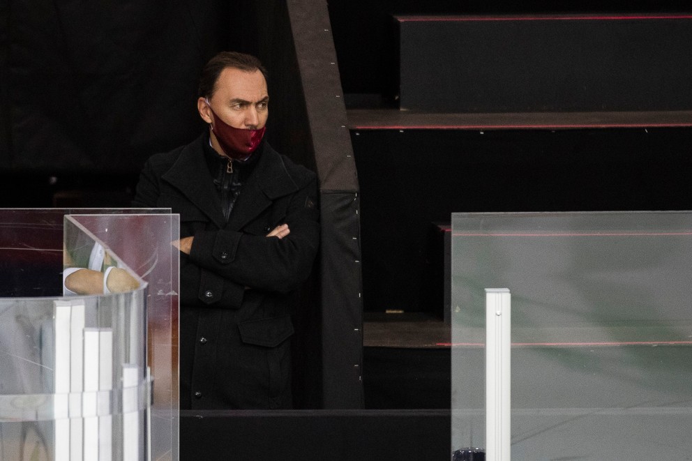 Miroslav Šatan sleduje zápas Slovensko - Bielorusko na MS v hokeji 2021.