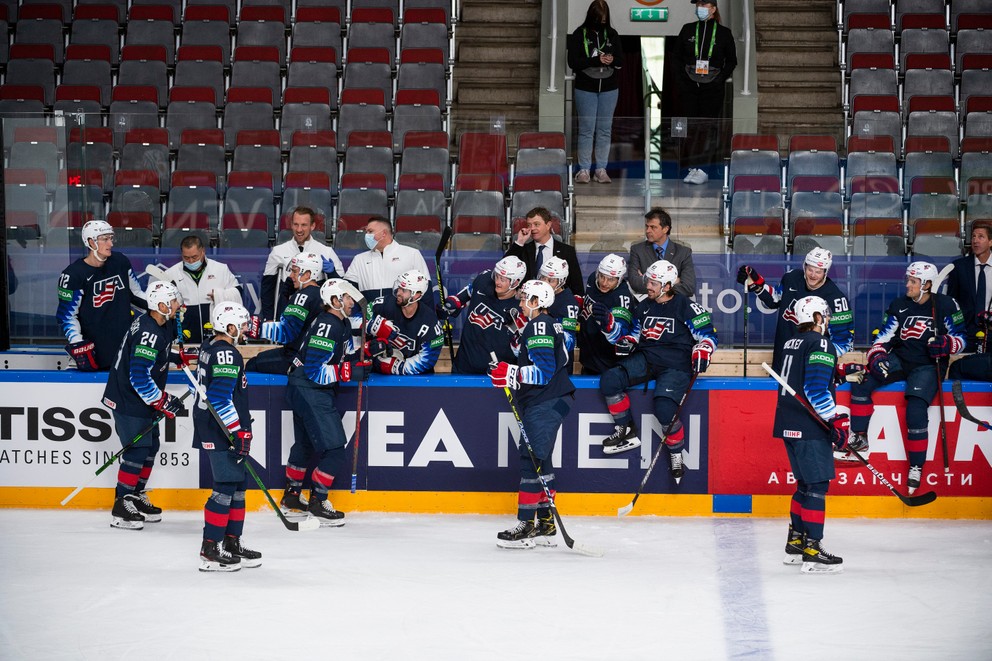 Momentka zo štvrťfinále Slovensko - USA na MS v hokeji 2021.