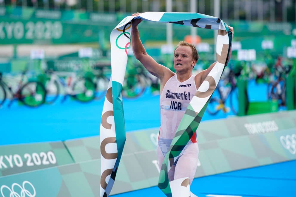 Olympijským víťazom v triatlone sa stal Nór Christian Blummenfelt.