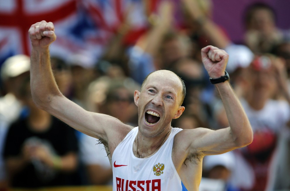 Jeden z ruských chodeckých dopingových hriešnikov Sergej Kirďapkin prišiel o zlato z OH 2012.