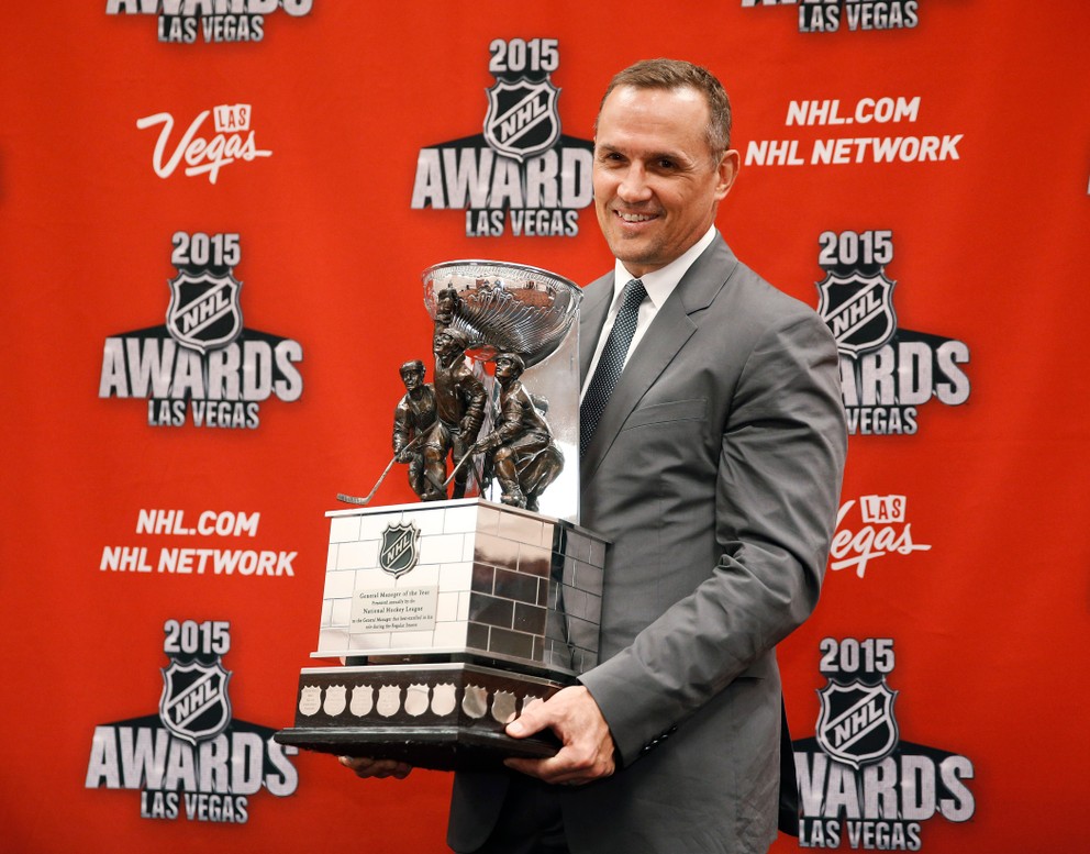 Steve Yzerman získal v roku 2015 cenu pre najlepšieho generálneho manažéra NHL. 