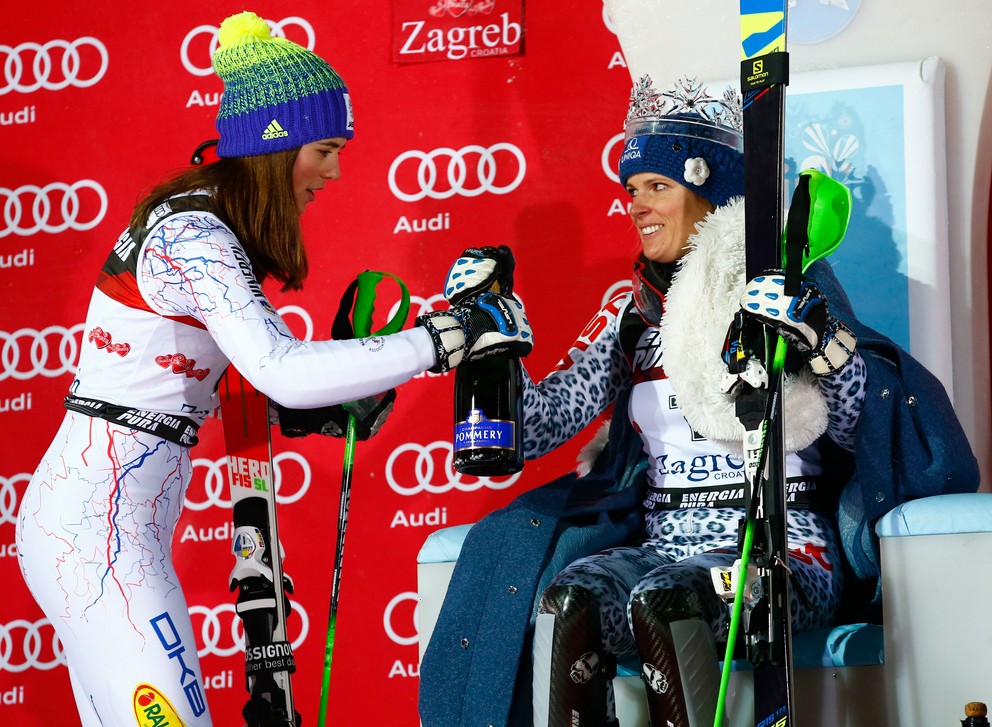 Veronika Velez-Zuzulová a Petra Vlhová v Záhrebe 2017.
