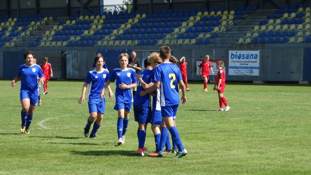 Hlavná hracia plocha štadióna v Moldave aktuálne slúži na mládežnícke stretnutia.