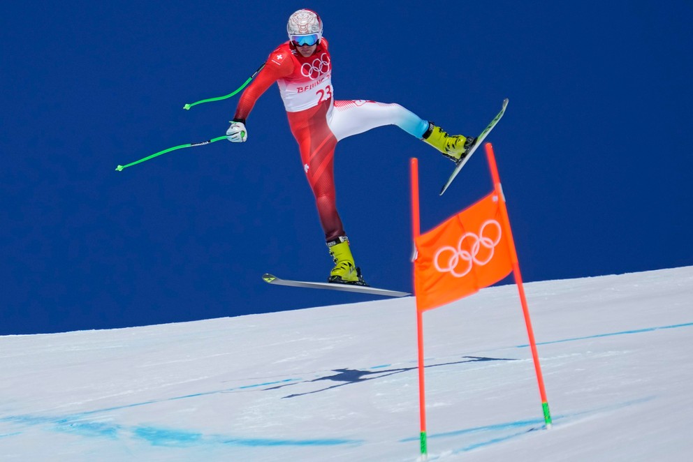Švajčiarsky lyžiar Stefan Rogentin počas olympijských hier v Pekingu 2022. 