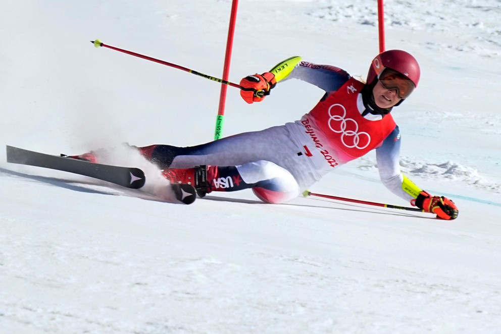 Američanka Mikaela Shiffrinová nedokončila na ZOH v Pekingu 1. kolo obrovského slalomu. 