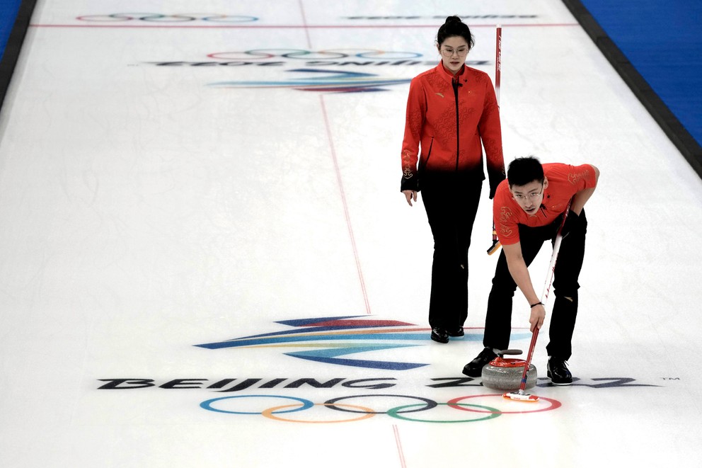Čínski reprezentanti v curlingu.