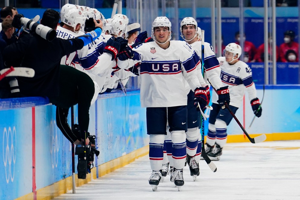 Radosť hokejistov USA na ZOH 2022 v Pekingu.