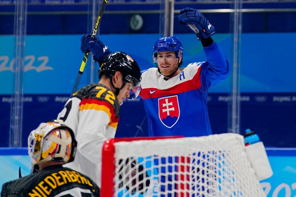 Peter Cehlárik bol strelcom druhého gólu Slovenska v zápase proti Nemecku na ZOH 2022 v Pekingu.