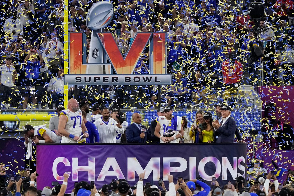 Los Angeles Rams sú šampiónom NFL v sezóne 2021/2022. 