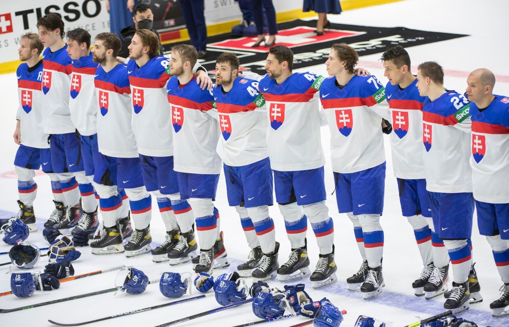 Slovenskí hokejisti na MS v hokeji 2022.