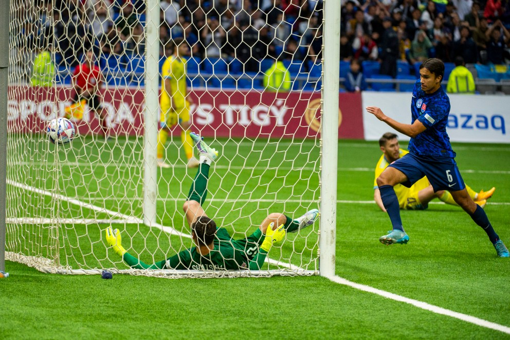 David Strelec v zápase Kazachstan - Slovensko v Lige národov.