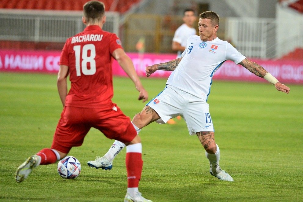 Juraj Kucka v zápase Bielorusko - Slovensko v Lige národov.