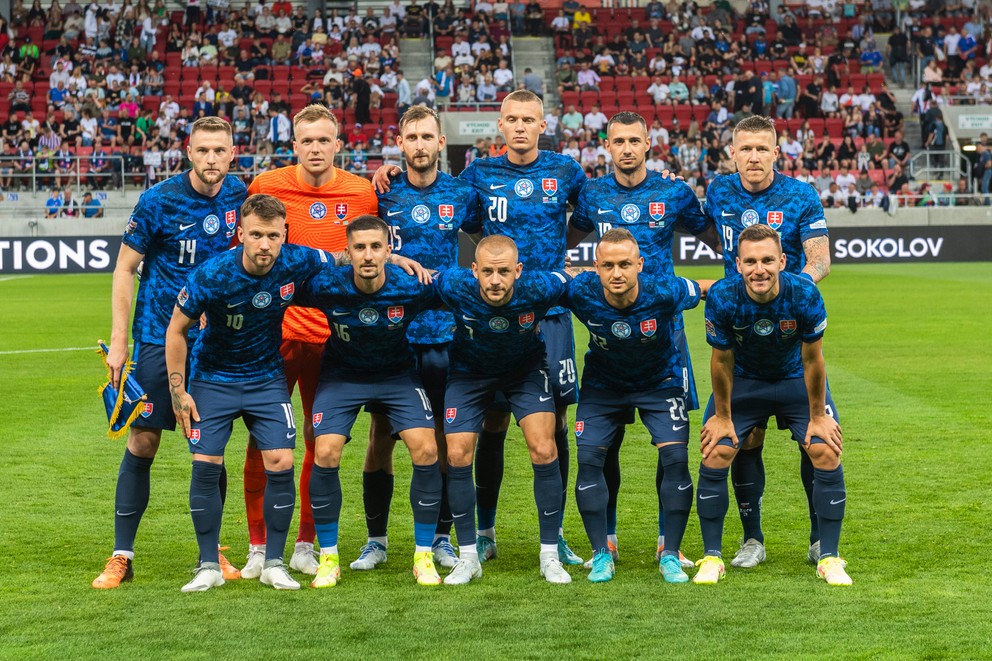 Slovenskí futbalisti pred zápasom Slovensko - Kazachstan v Lige národov.
