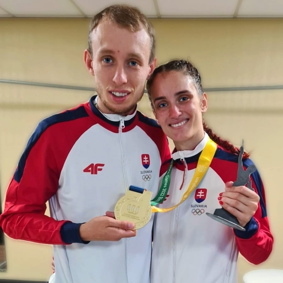 Monika Chochlíková a Tomáš Tadlánek po zisku zlata na Svetových hrách.