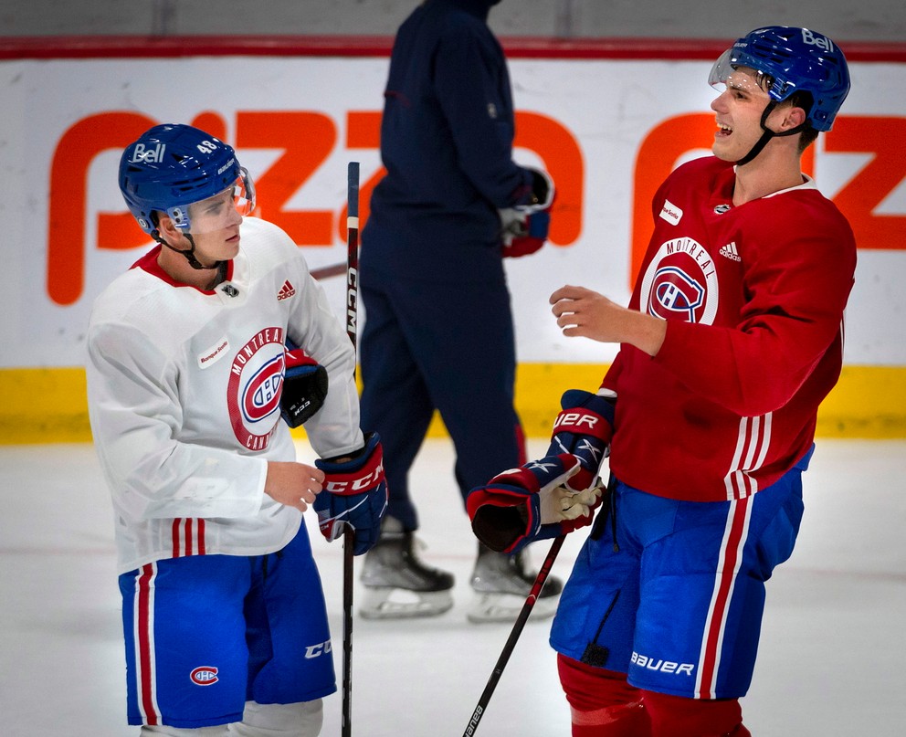 Juraj Slafkovský a Filip Mešár v zápase Ottawa - Montreal na Prospects Challenge 2022.