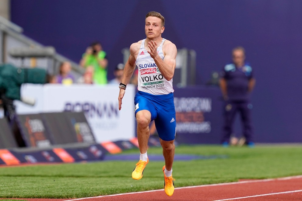 Ján Volko v behu na 200 metrov na ME v atletike 2022.