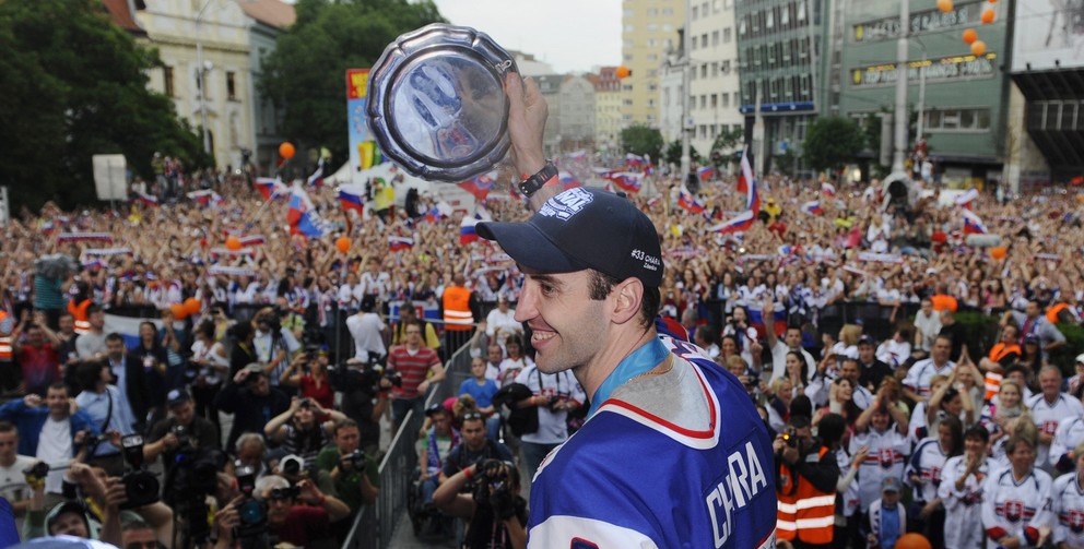 V roku 2012 priviedol ako kapitán Slovensko k striebru na majstrovstvách sveta. Oslavy na Námestí SNP v Bratislave si užil spolu s fanúšikmi.
