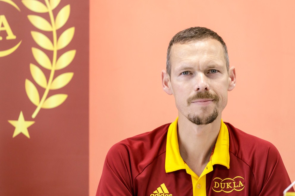 Bývalý úspešný športovec Matej Tóth je v súčasnosti riaditeľom VŠC Dukla.