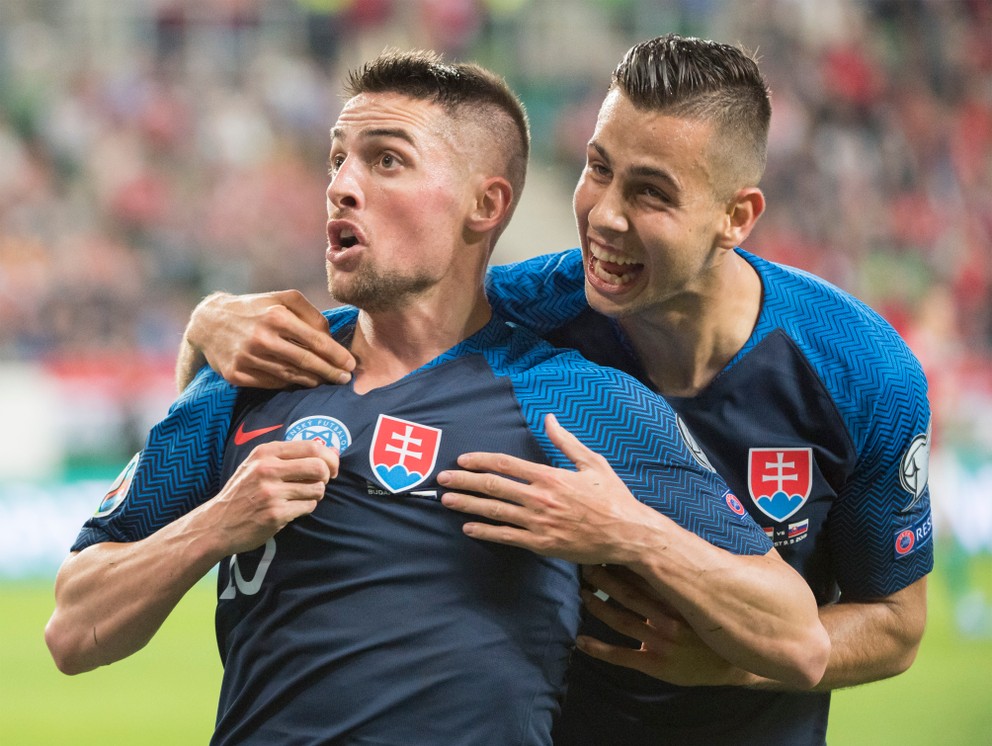 Slovensko naposledy zdolali Maďarsko 2:1 v Budapešti. Skóre otváral Róbert Mak.
