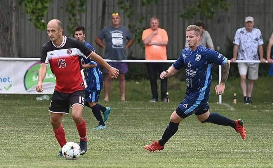 Patrik Adamčo (vpravo) patrí k oporám Malého Šariša.