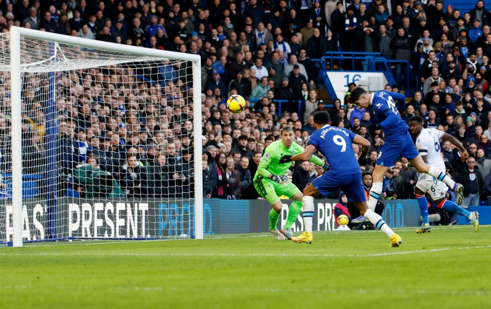 Kai Havertz strieľa gól v zápase Chelsea FC - Crystal Palace.