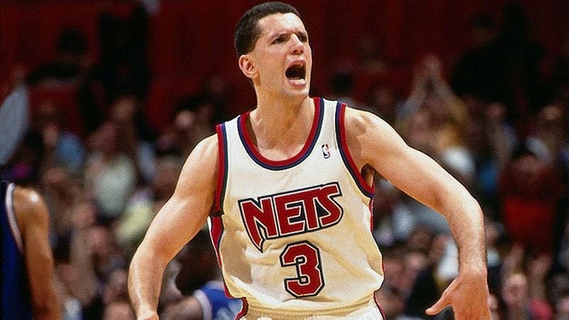 Dražen Petrovič v drese tímu NBA New Jersey Nets.