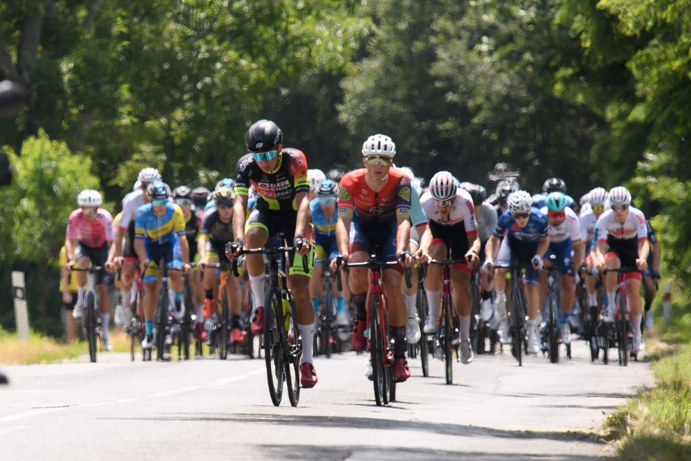 Slovenskí a českí cyklisti na Majstrovstvách Slovenska a Českej republiky v cestnej cyklistike 2023.