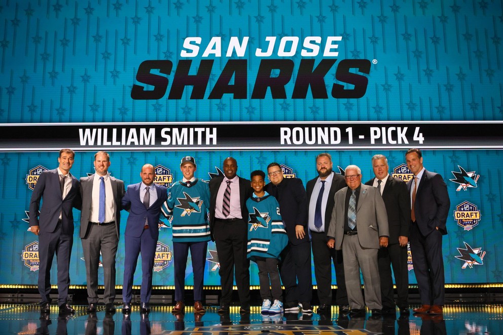 William Smith sa stal ako štvorka draftu najvyššie draftovaným Američanom vo vstupnom drafte NHL 2023.