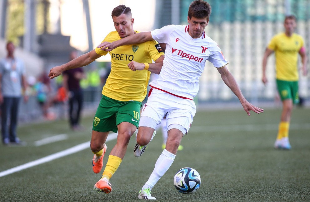 Adrián Kaprálik (Žilina) a Samuel Kozlovský (Trenčín). 