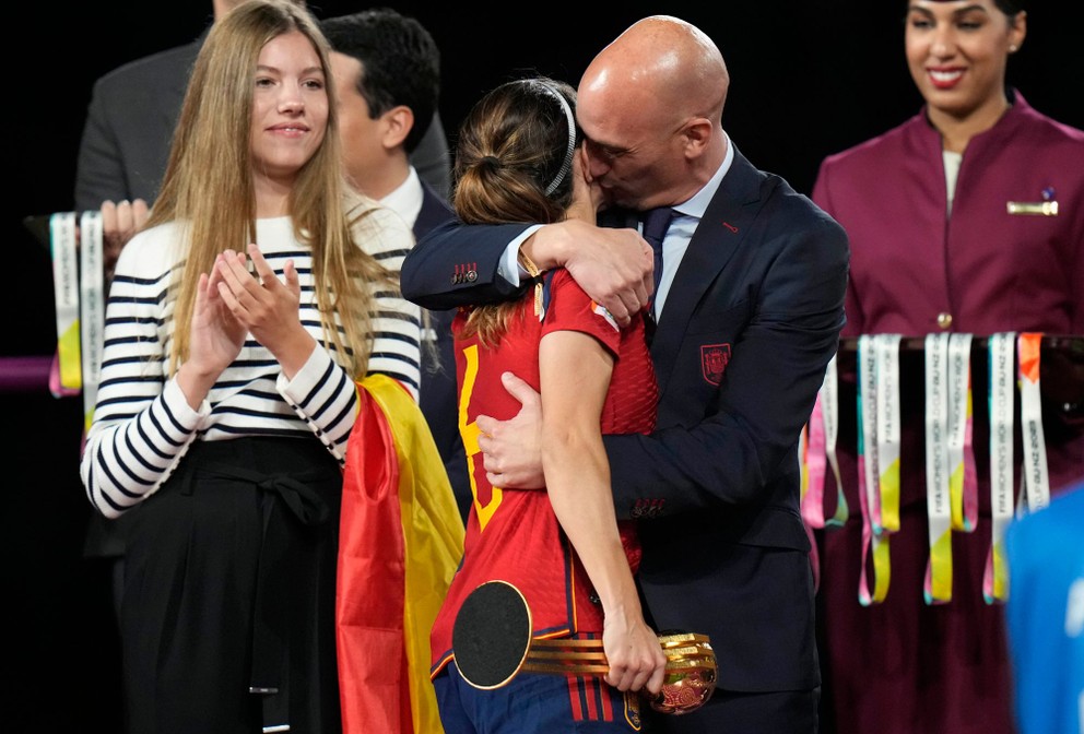 Prezident Španielskej futbalovej federácie Luis Rubiales po finále MS žien 2023.