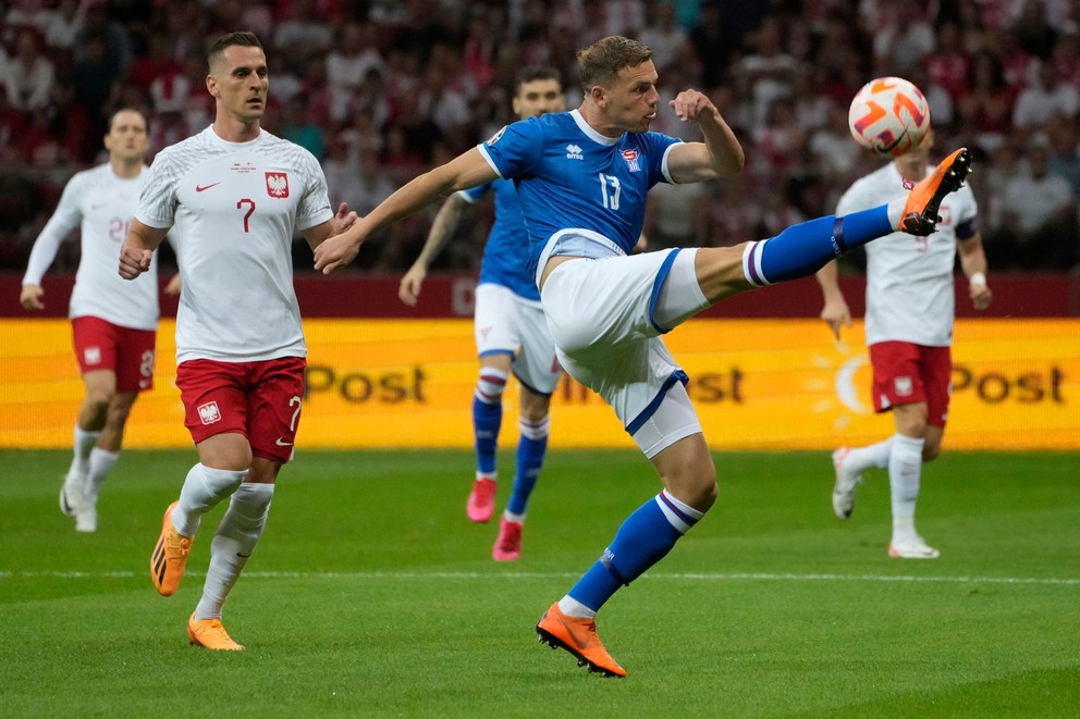 Fotka zo zápasu Poľsko - Faerské ostrovy.