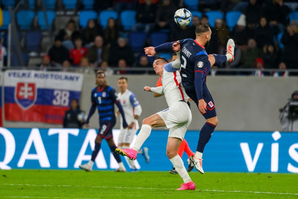 Momentka zo zápasu Luxembursko - Slovensko v kvalifikácii EURO 2024.