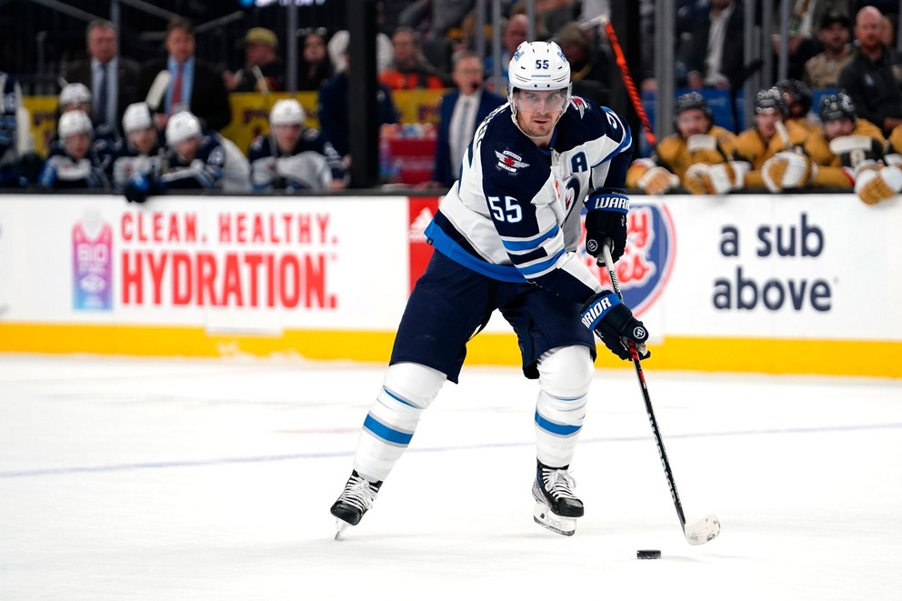 Mark Scheifele.