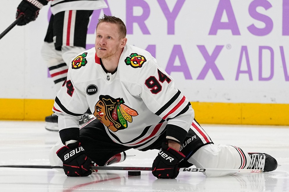 Corey Perry počas krátkeho pôsobenia v Chicagu.