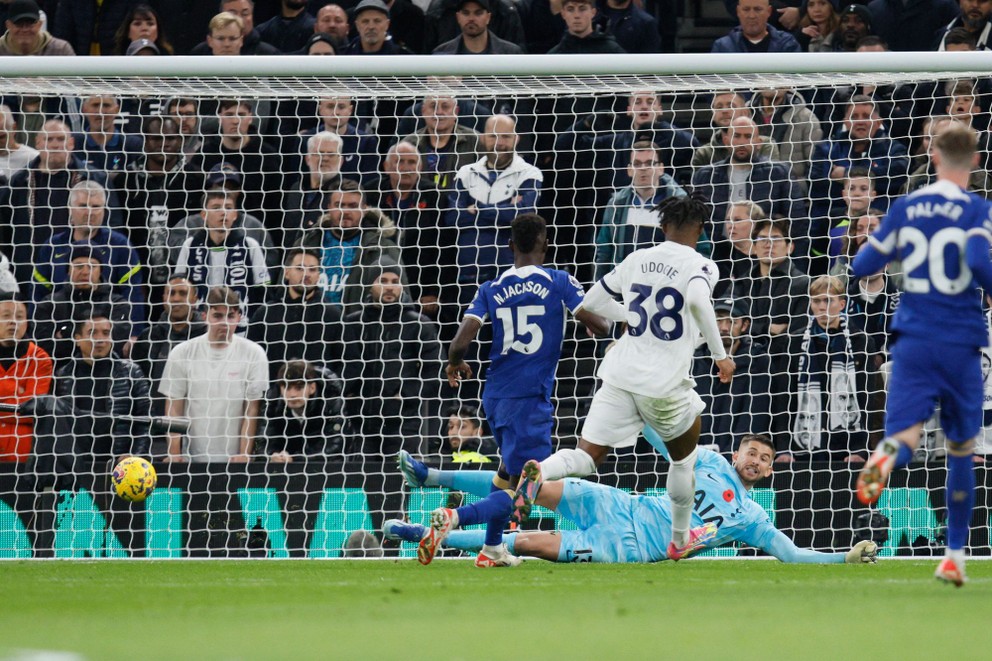 Momentka zo zápasu Tottenham Hotspur - Chelsea FC