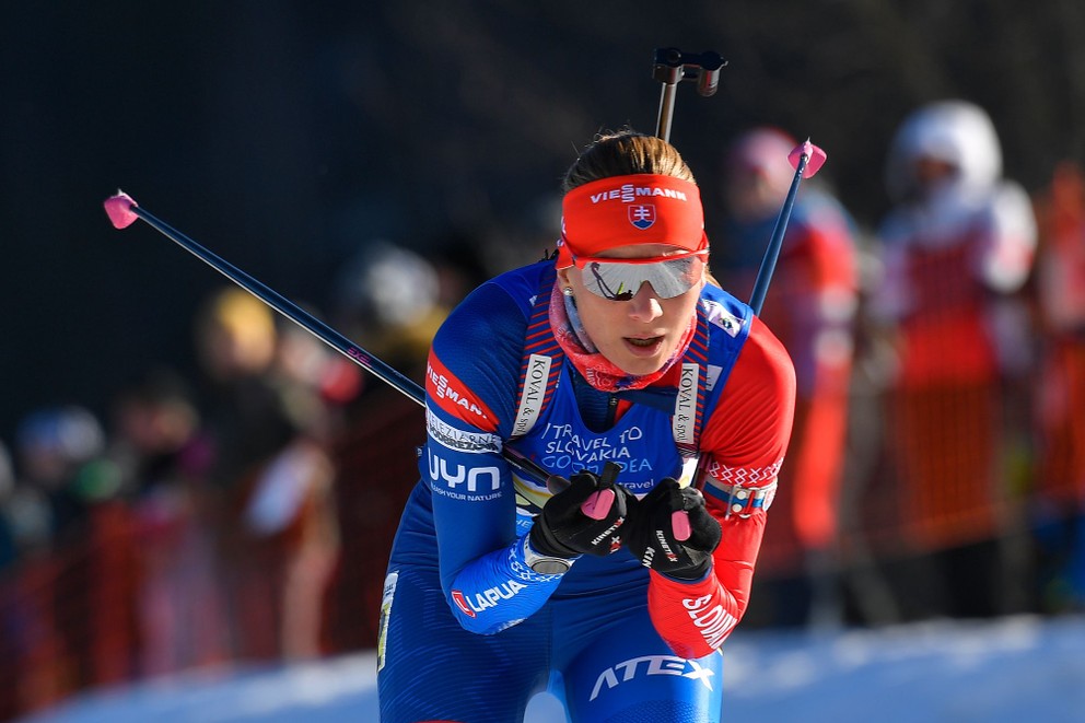 Slovenská biatlonistka Anastastia Kuzminová na trati miešanej štafety na 4x6 km na majstrovstvách Európy v biatlone v Osrblí. 