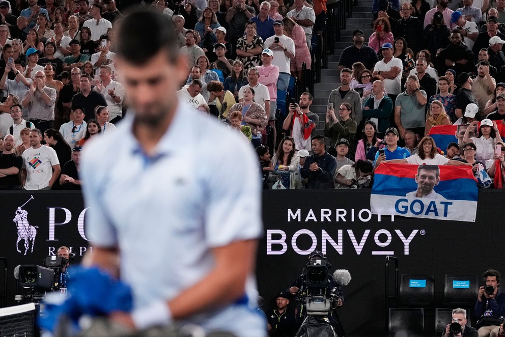 Fanúšikovia počas zápasu Novaka Djokoviča na Australian Open 2024.