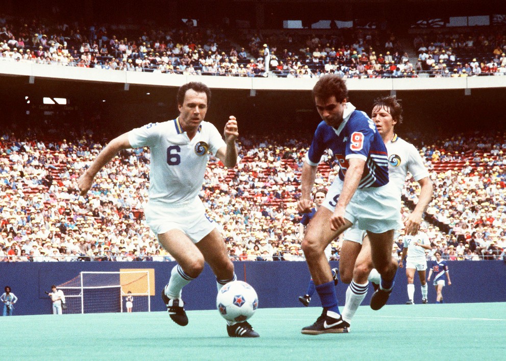 Franz Beckenbauer v drese New York Cosmos v roku 1983.