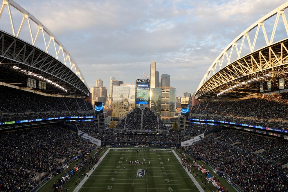 Lumen Field v Seattli. 