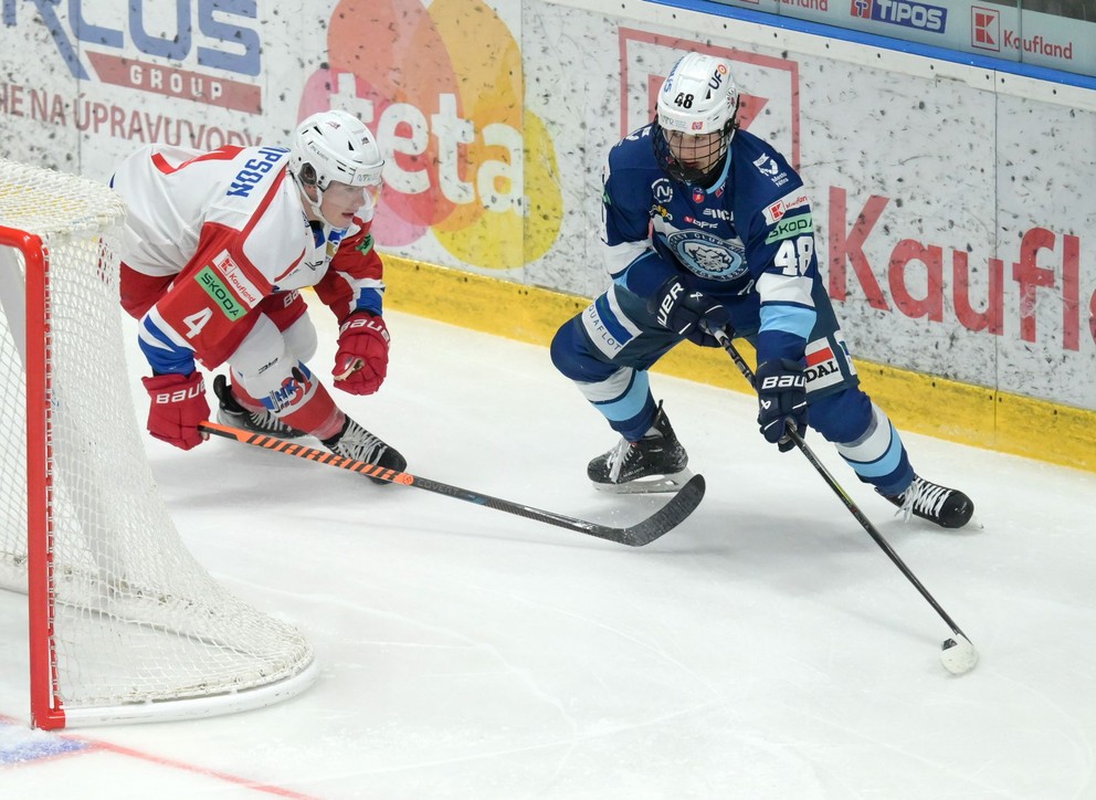 Tomáš Pobežal (vpravo) v drese Nitry.
